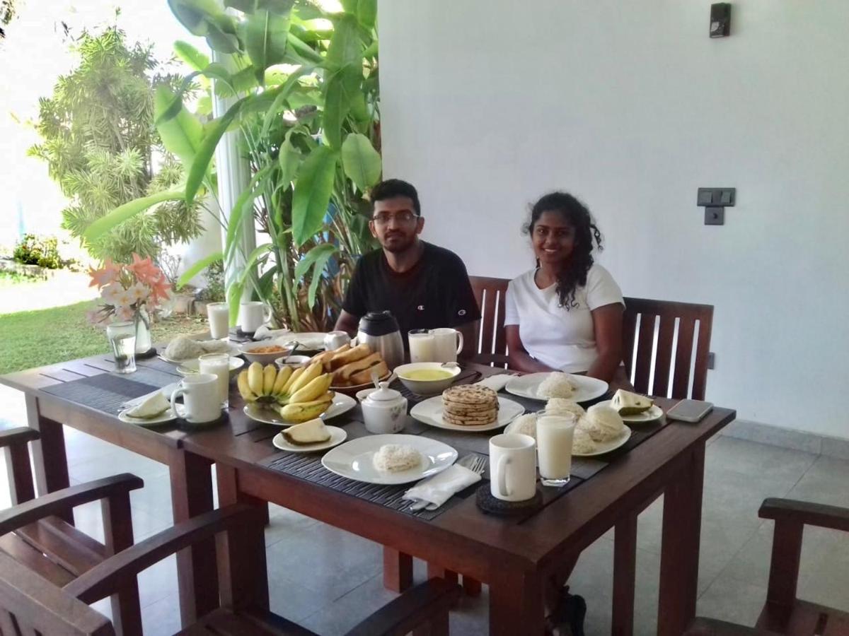 Villa Riverside Aluthgama Exterior photo